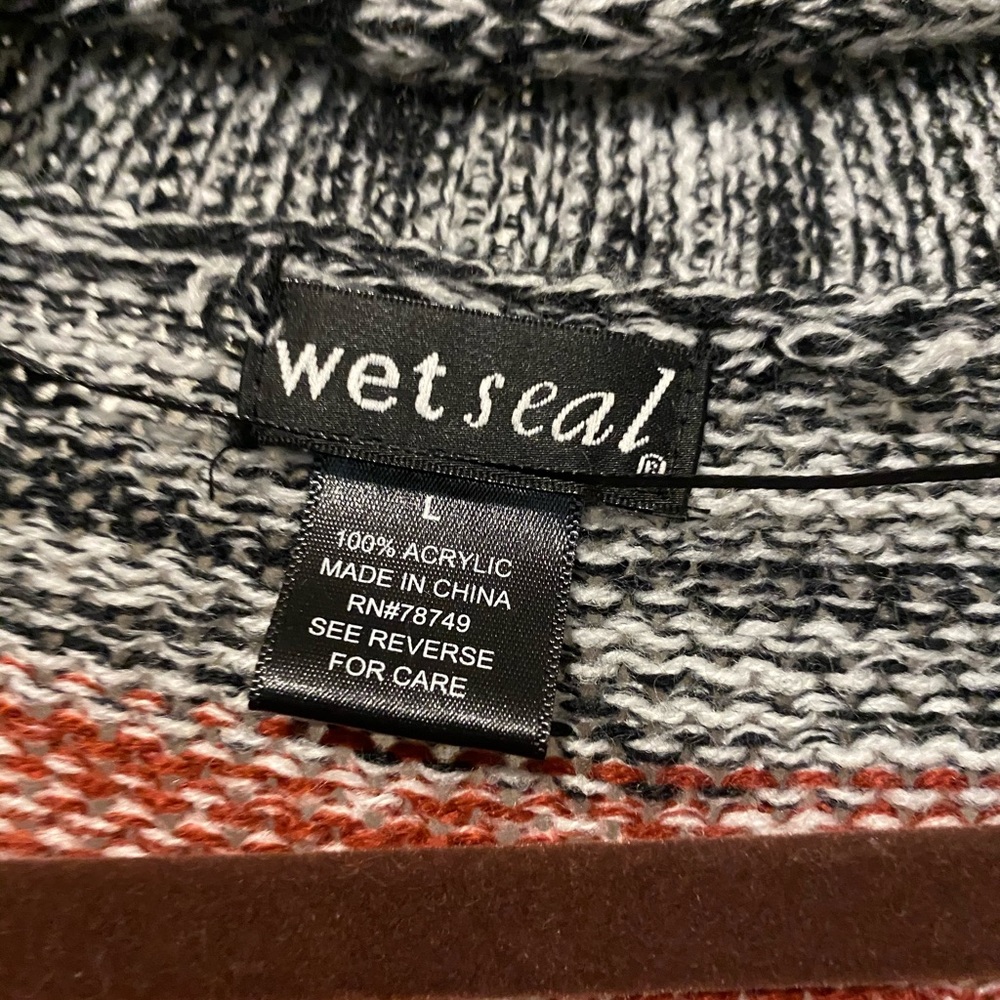 Multi colored sweater - Picture 2 of 2